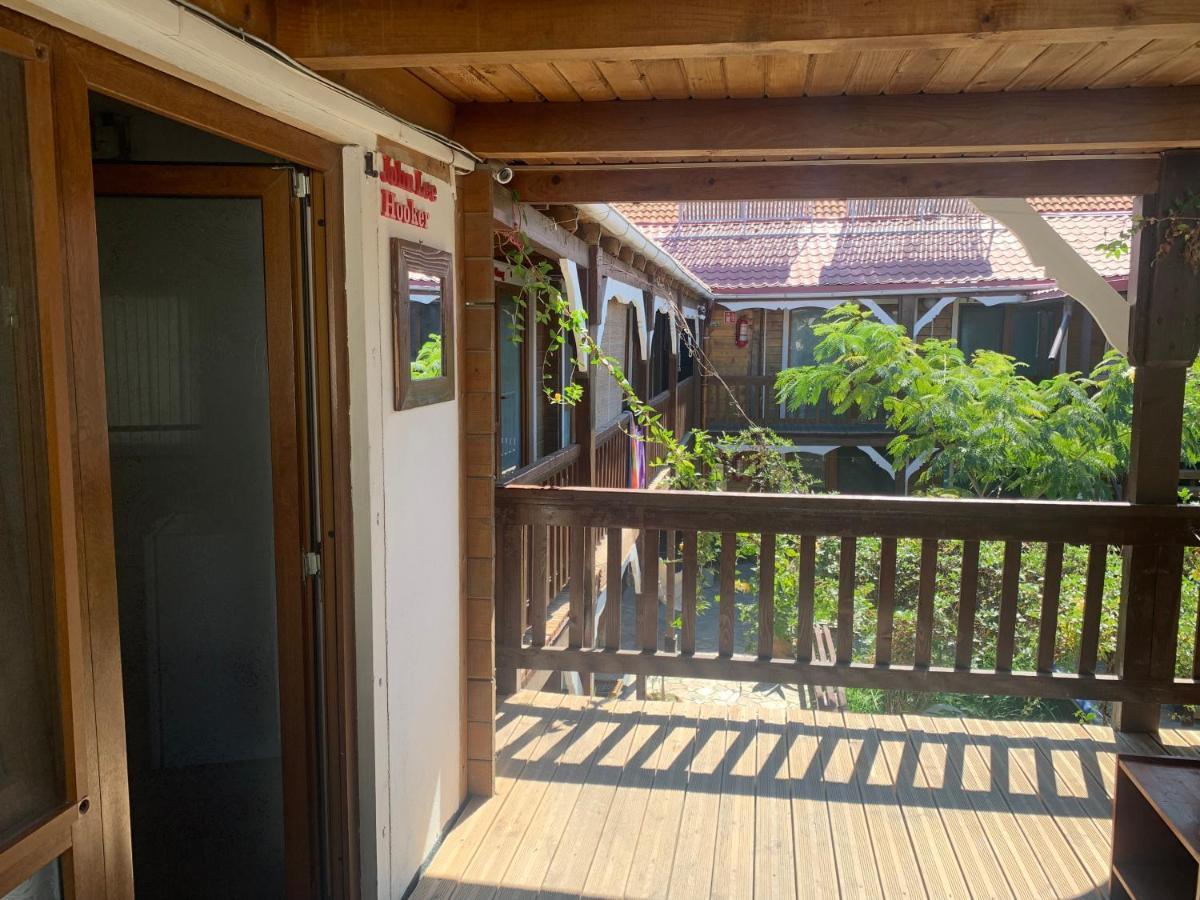 Bazart Vama Veche Hostel Екстериор снимка